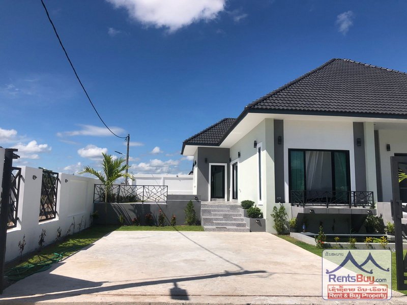 800