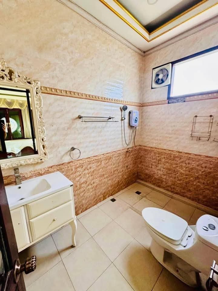 WhatsApp Image 2025-01-27 at 10.01.36_53dcb1e1 5465-Modern house near Kamphengmeuang Market for rent