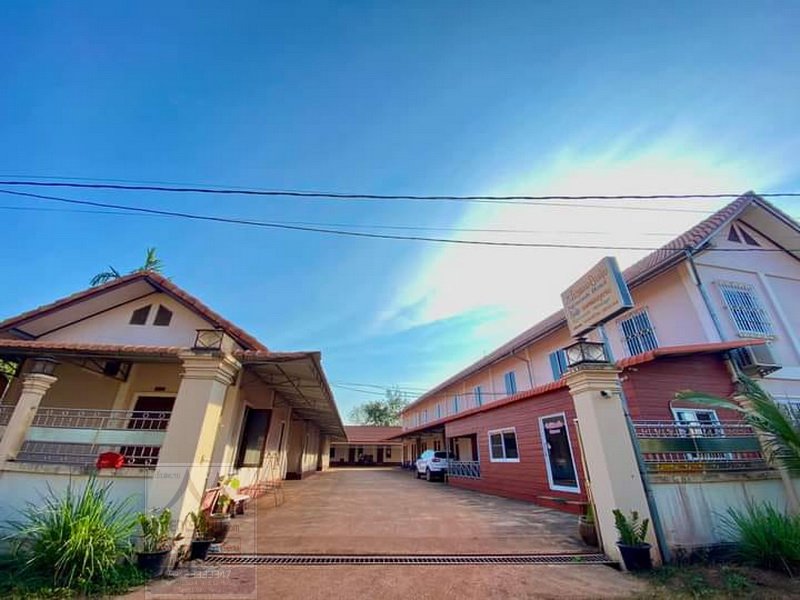 549530 roomed hotel for sale near National University of Laos RentsBuy