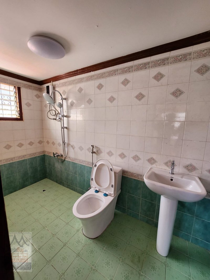 House for ren4 (2) 5547- The classic and roomy house near Thatluang Marsh Economic zone and Lao ITECC Shopping Mall