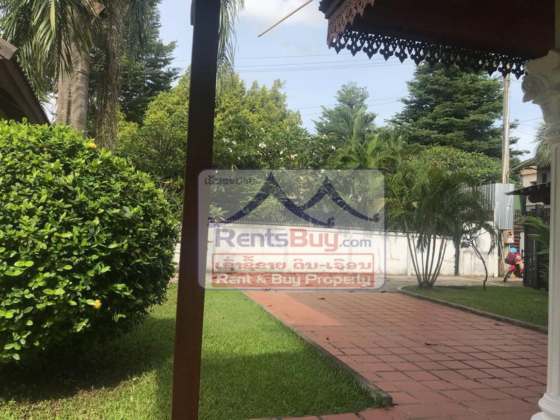 renthouse05 5559-Lao Style Villa House with Garden for rent
