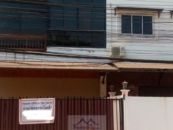 5478-Lovely Townhouse 3 Storey Close to World Food Programme for rent.