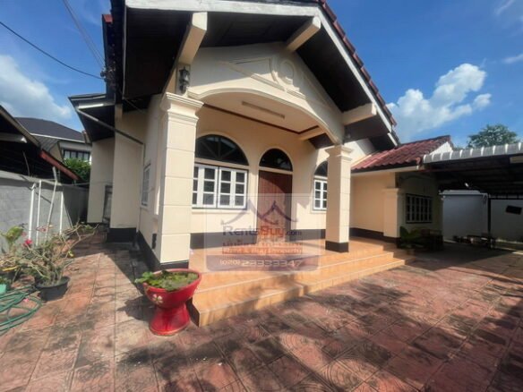 5644- Lovely House Close to VIS-Vientiane International School and 103 Military Hospital for rent.