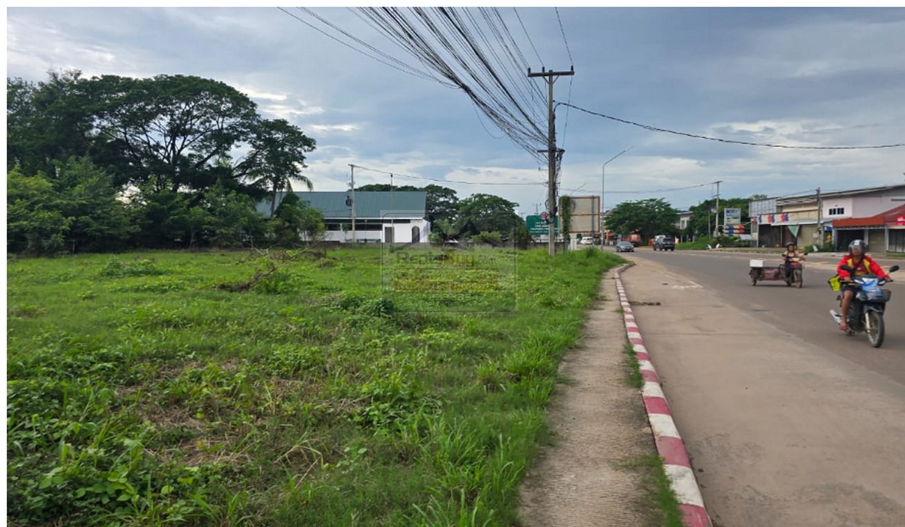 landforsale04 5649-Beautiful Land Vacant on Main road Close to U.S Embassy for sale.