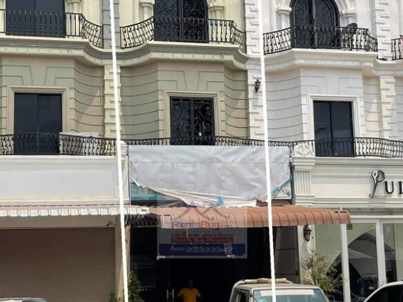 5491- Shophouse Suitable for Office near Patuxay Monument and Thailand Embassy for sale.