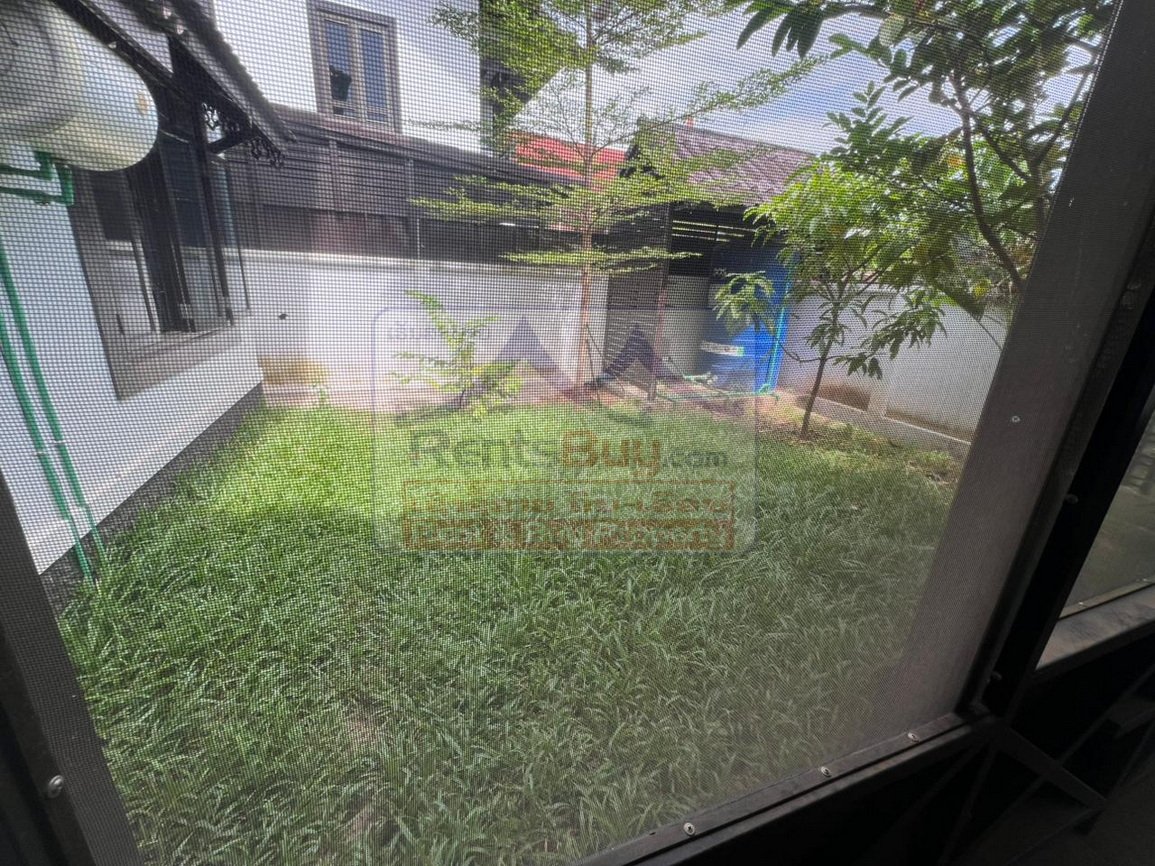 5689-New Lao Contemporary House near Rimping Supermarket View Mall (Phonsinuan) and Sengdara Fitness Center for rent.