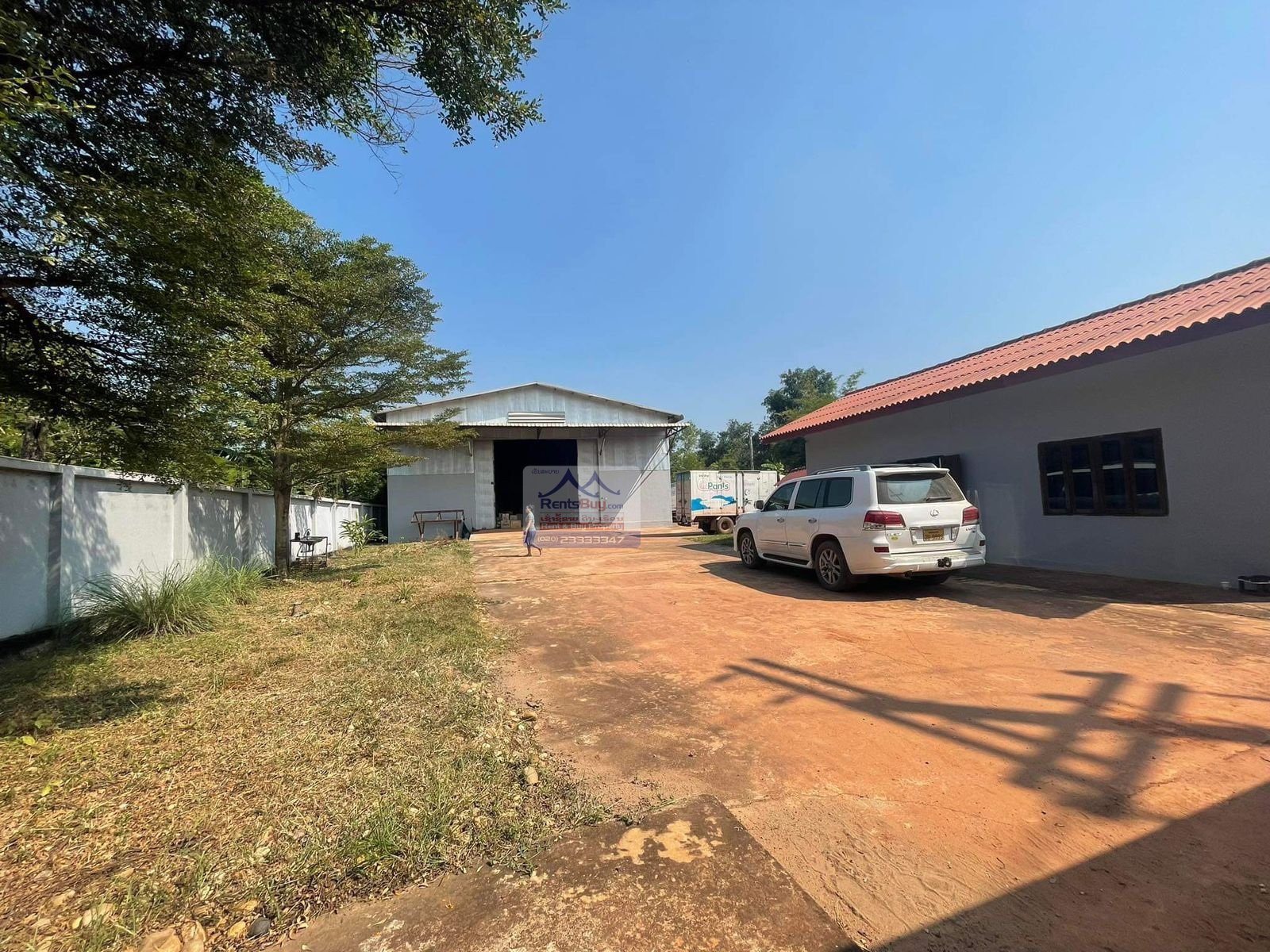 WarehouseForRent_Tanmexay05 5758 – The spacious and well-maintained warehouse for rent near the National University of Laos.