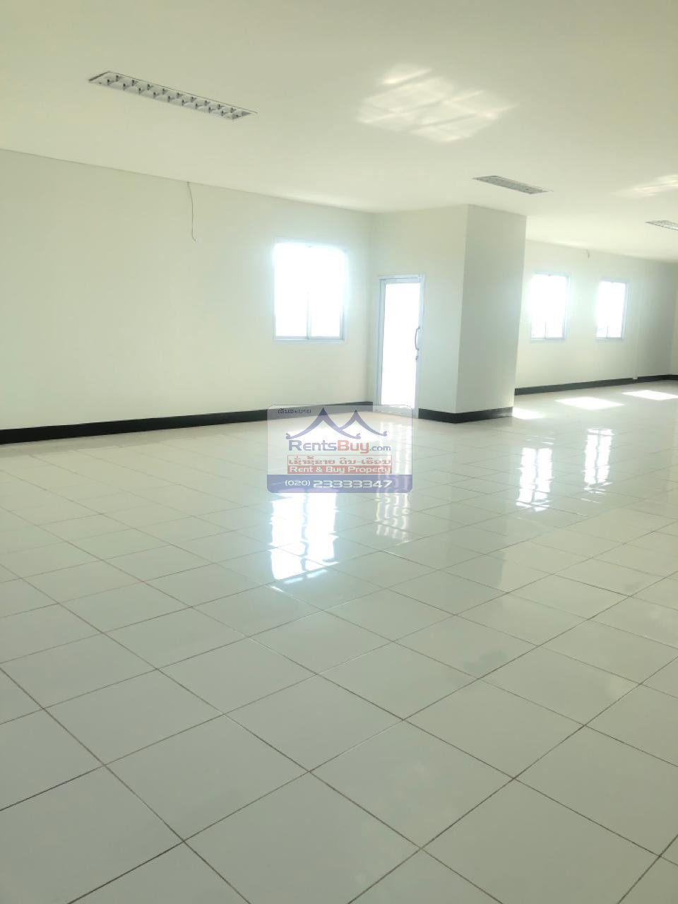 3523 – Commercial Space near Lao Telecom for rent in Central Business District,