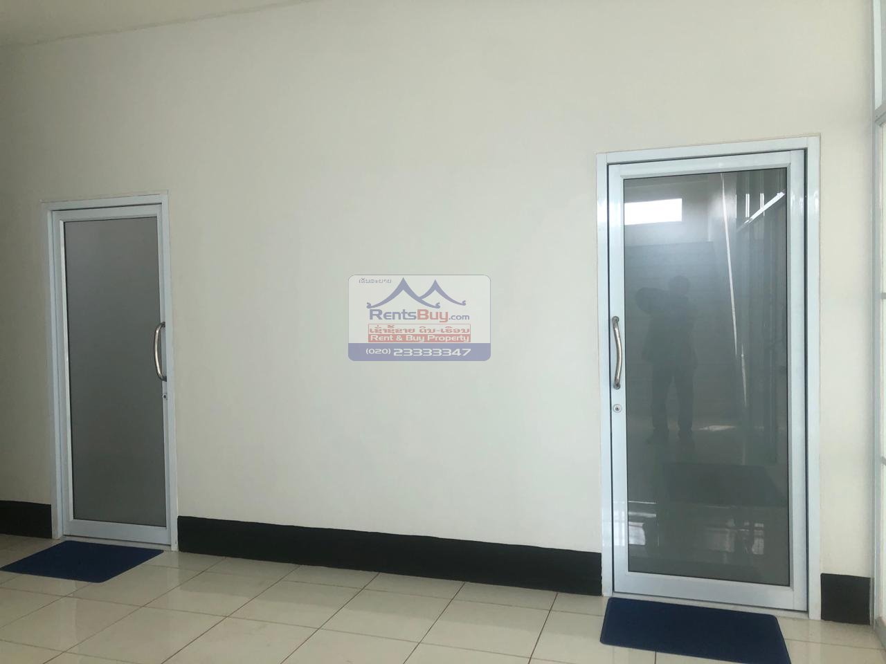 3523 – Commercial Space near Lao Telecom for rent in Central Business District,