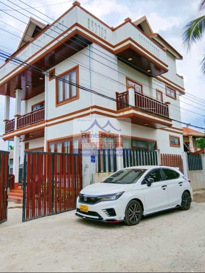 5779 – The stunning 2-story house available for rent, situated near the Embassy of India and the Embassy of the Philippines.