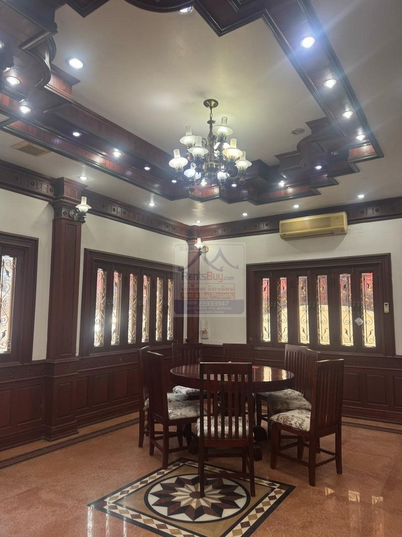 Houserent02 2514 – The stunning 2-story house offers an exceptional living experience, perfectly suited for those seeking comfort, space and convenience.