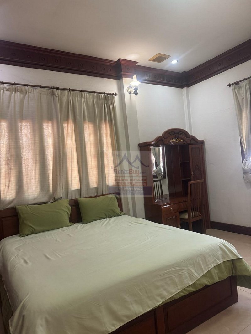 Houserent03 2514 – The stunning 2-story house offers an exceptional living experience, perfectly suited for those seeking comfort, space and convenience.