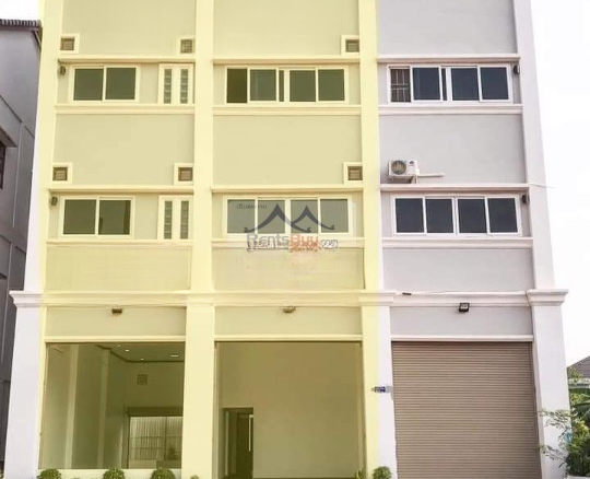 6042 – The 2Units of well-finished 4-story for rent, located near the Patouxay Monument, Thatluang Golden Stupa and the ITECC Shopping Mall.