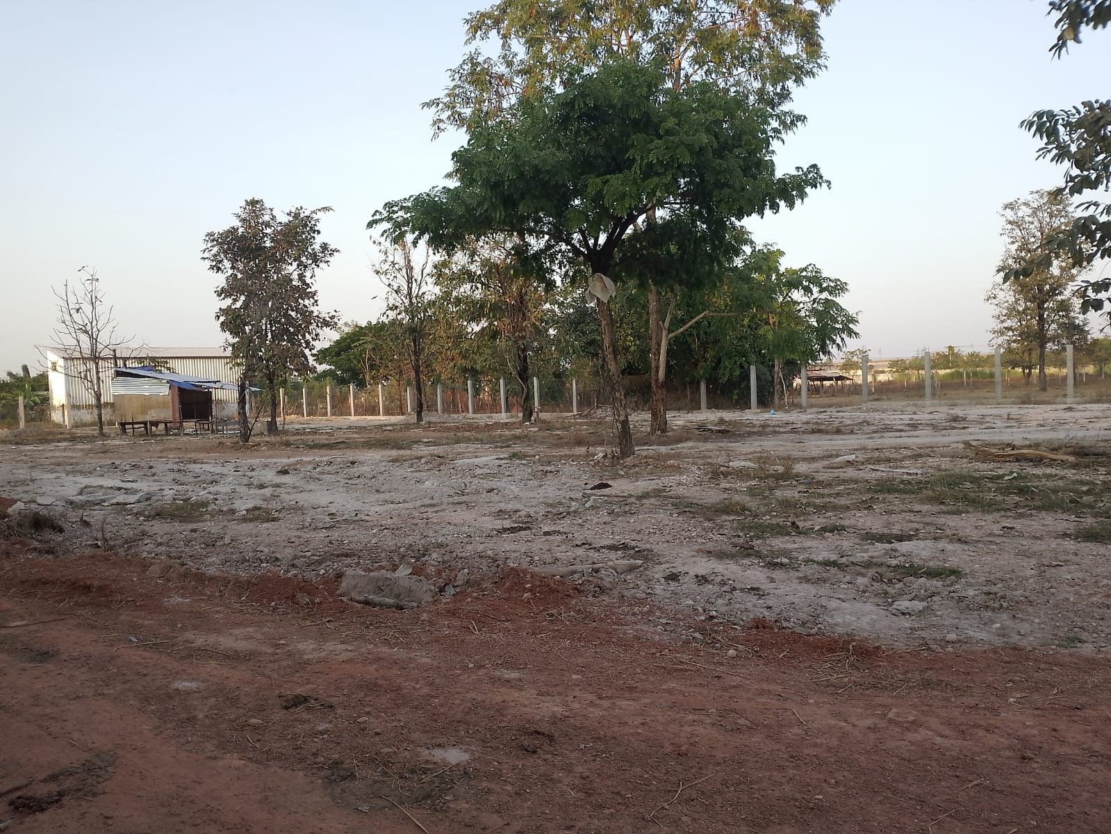 WhatsApp Image 2024-12-04 at 11.15.01_73b804e9 6104-Attention Businesses and Storage Seekers! Prime Warehouse Space Available Now in Xaysetha District