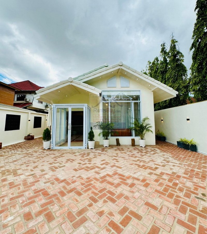 Villaforrent05 6131-Luxurious Villa for Rent or Sale Near ITECC Shopping Mall