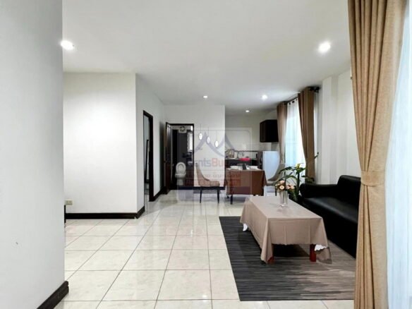 6226-Spacious New Apartment is Now Available for Rent in Vientiane