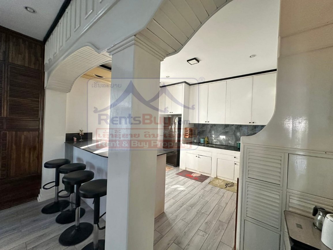 houseforrent11 6316-Modern Living, Moments from Wattay International Airport