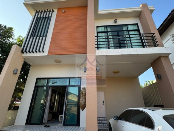6304-This charming 2-story villa for rent or sale, offers a serene and convenient living space.