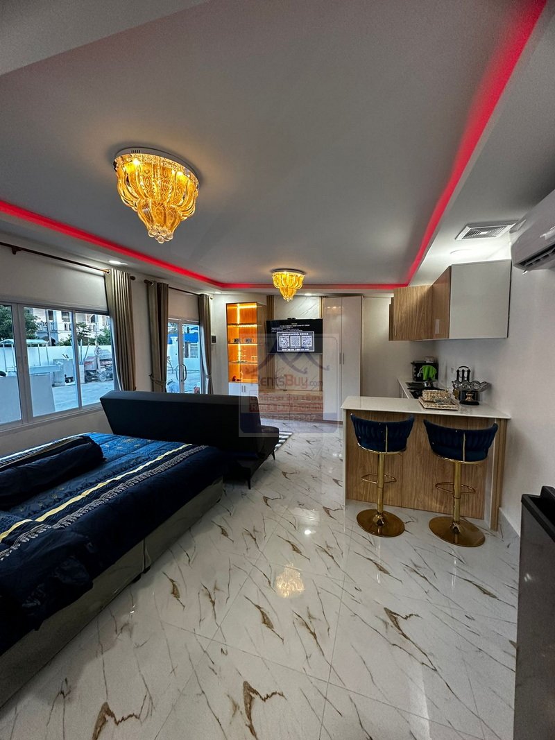 rowhouseforrentinthediplomaticarea06 6280-Modern row house, nestled in the prestigious diplomatic area of Vientiane, offers a convenient and stylish living experience.