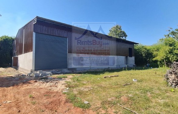 6298-Warehouse Space in the suburb of Hadxayfong: Your Business Hub