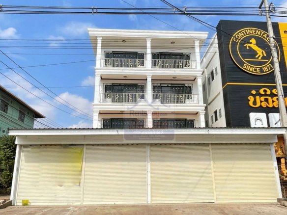 6355-Commercial Building in Prime Location for rent or sale