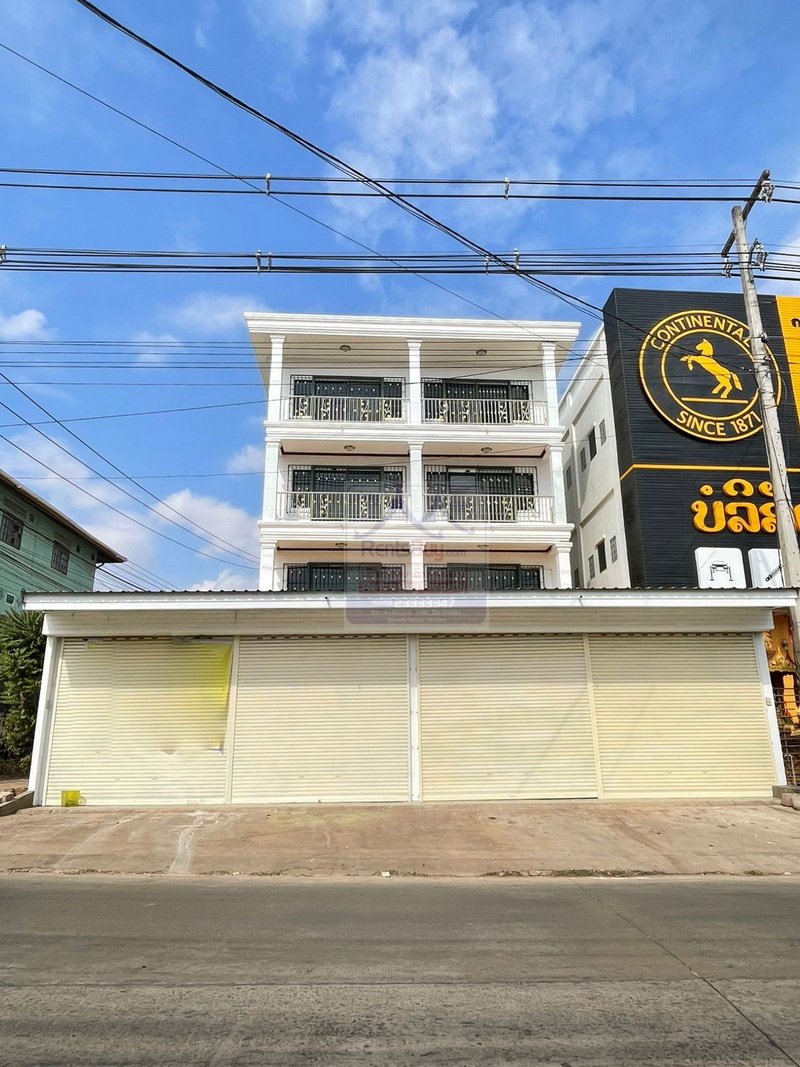 6355-Commercial Building in Prime Location for rent or sale