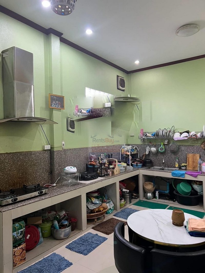 hosueforrentatbeungkhayong18 6372-Charming Rental Home Near French International School and Landmark Hotel
