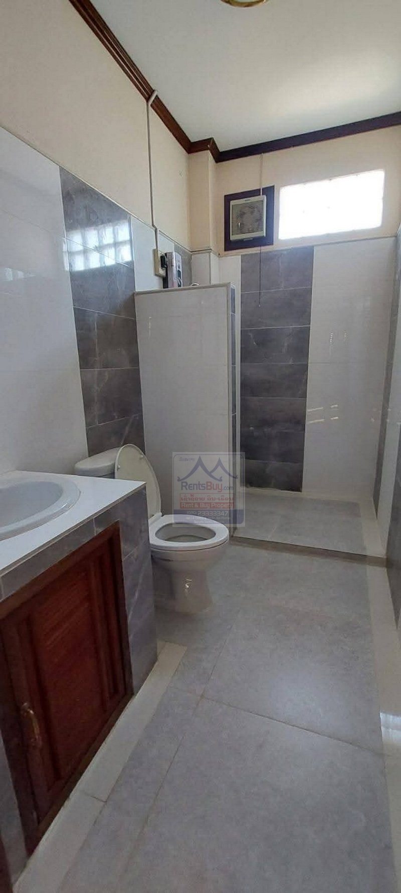 6357-This spacious and fully furnished house is available for rent in the desirable Sikhay-Thong neighborhood,