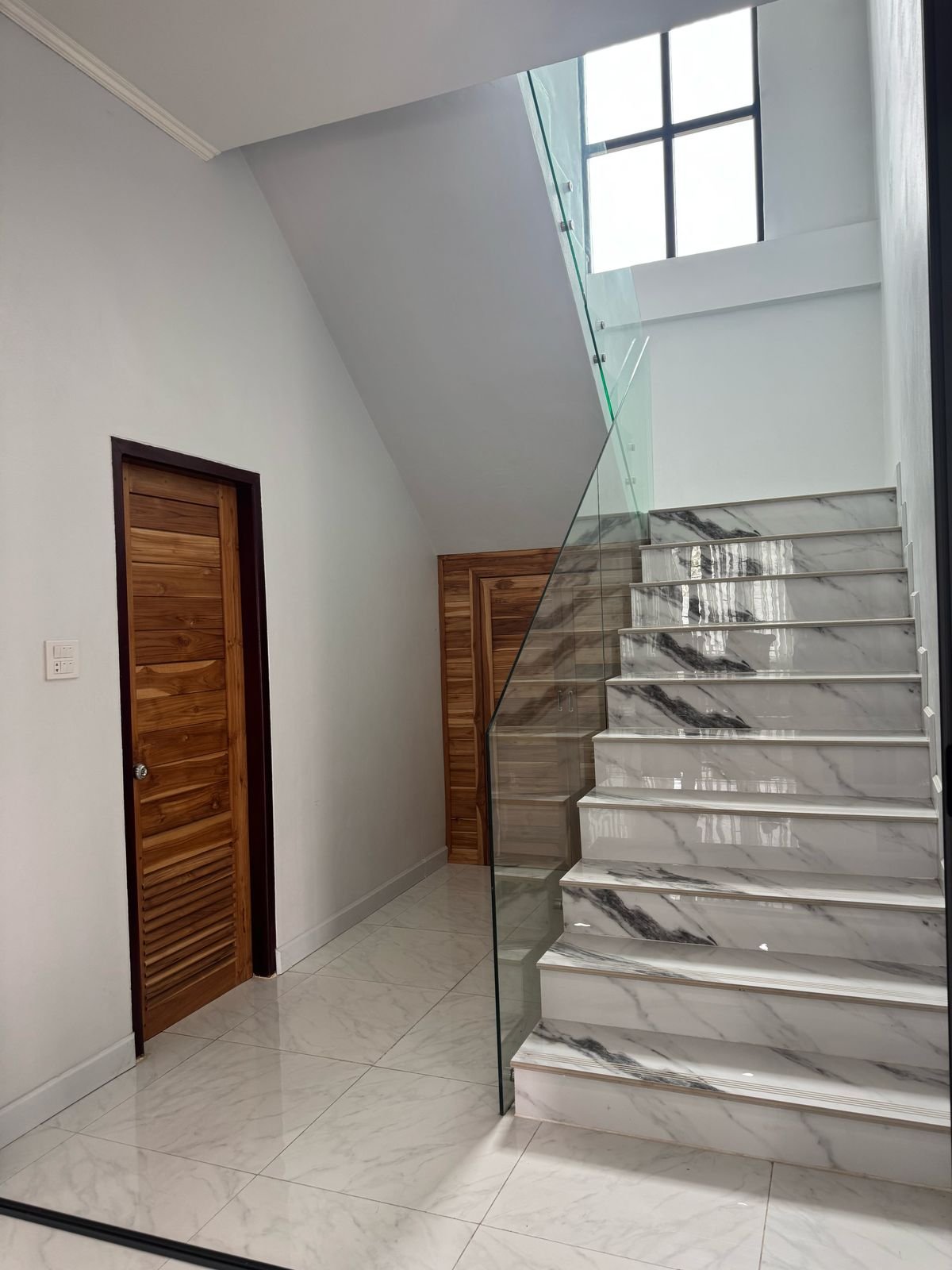 6391-Stylish 4-Bedroom House for Rent in Nonghai – Close to Kiettisack International School (KIS), Vientiane