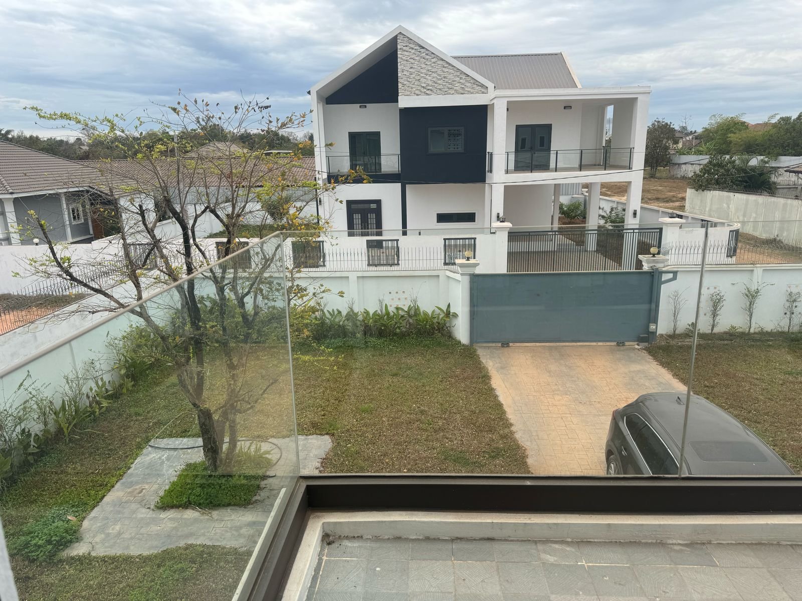 6391-Stylish 4-Bedroom House for Rent in Nonghai – Close to Kiettisack International School (KIS), Vientiane