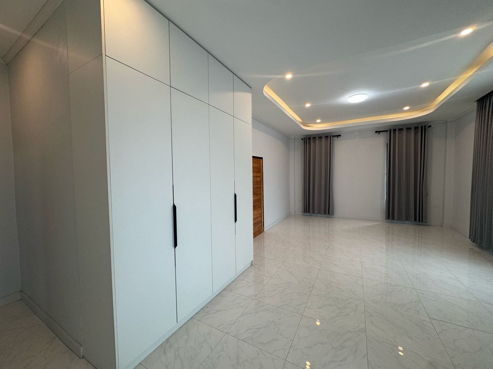 6391-Stylish 4-Bedroom House for Rent in Nonghai – Close to Kiettisack International School (KIS), Vientiane