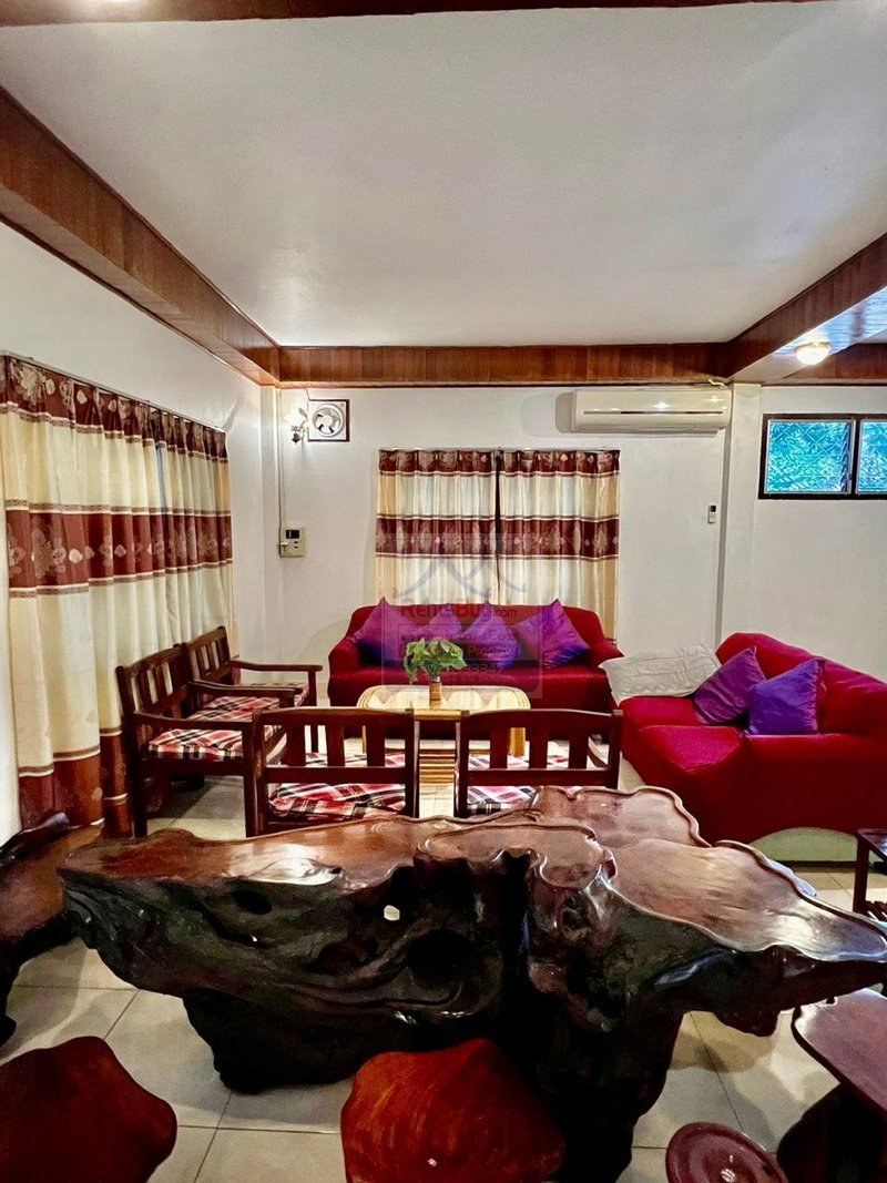 6384-Charming Lao-Style House for Rent Near ITECC Trading Center in Xaysettha District