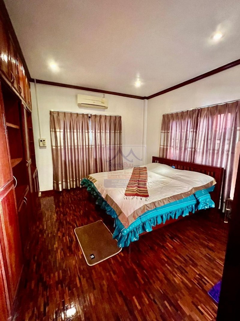 6384-Charming Lao-Style House for Rent Near ITECC Trading Center in Xaysettha District