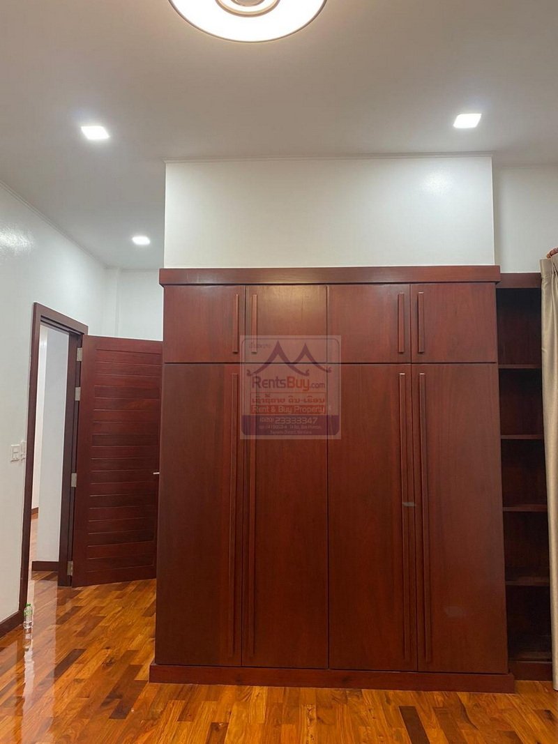 6382-Luxurious Two-Story Villa for Rent in Nongtha, Chanthaburi District, Vientiane Capital