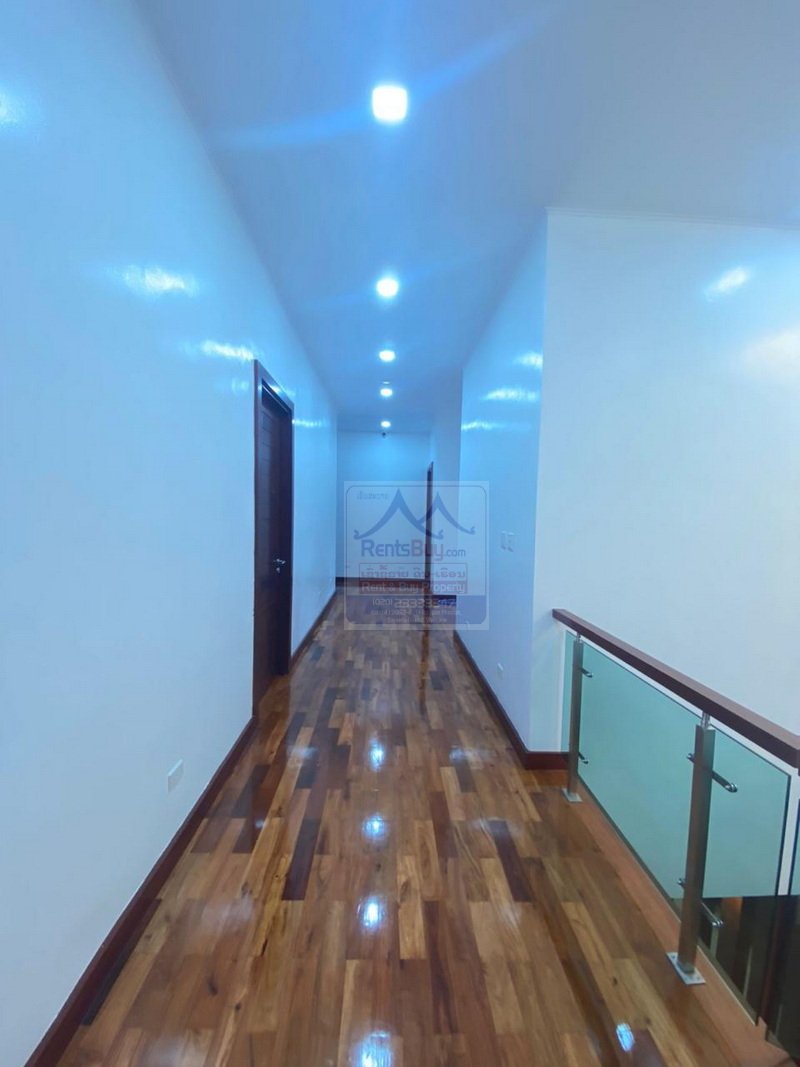 6382-Luxurious Two-Story Villa for Rent in Nongtha, Chanthaburi District, Vientiane Capital