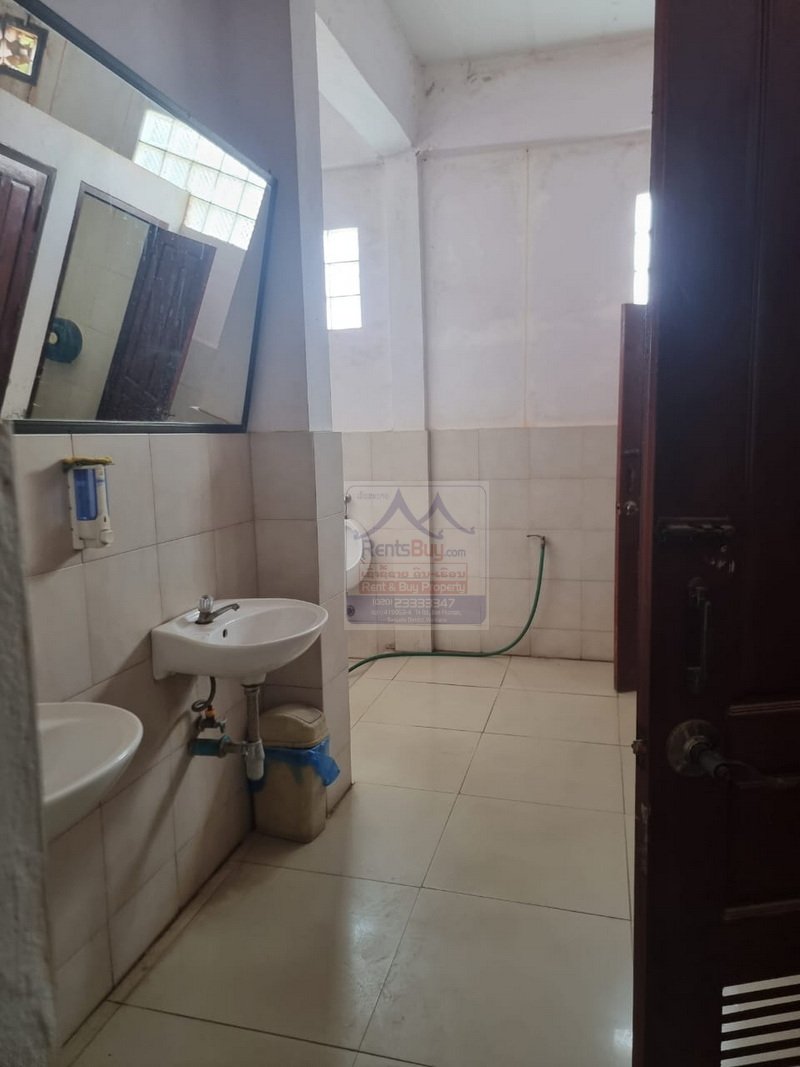 6387-A Prime 3-Story Building for Rent Near Électricité du Laos and Embassies