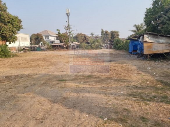 6392-Prime Vacant Land for Sale in Business Area – Perfect for Residential, Hotels, Apartments, Restaurants, or Mini Marts!