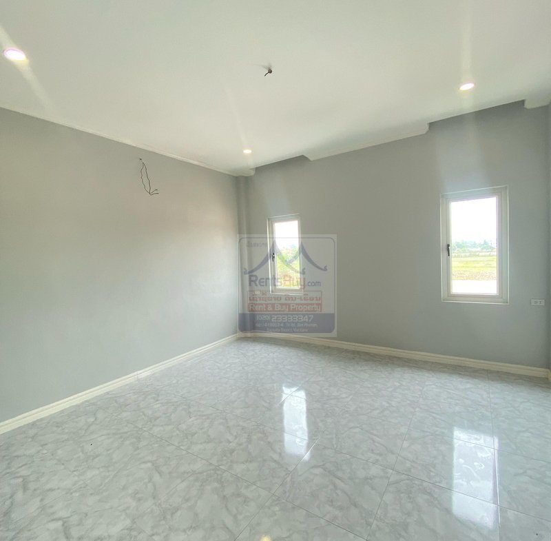 800