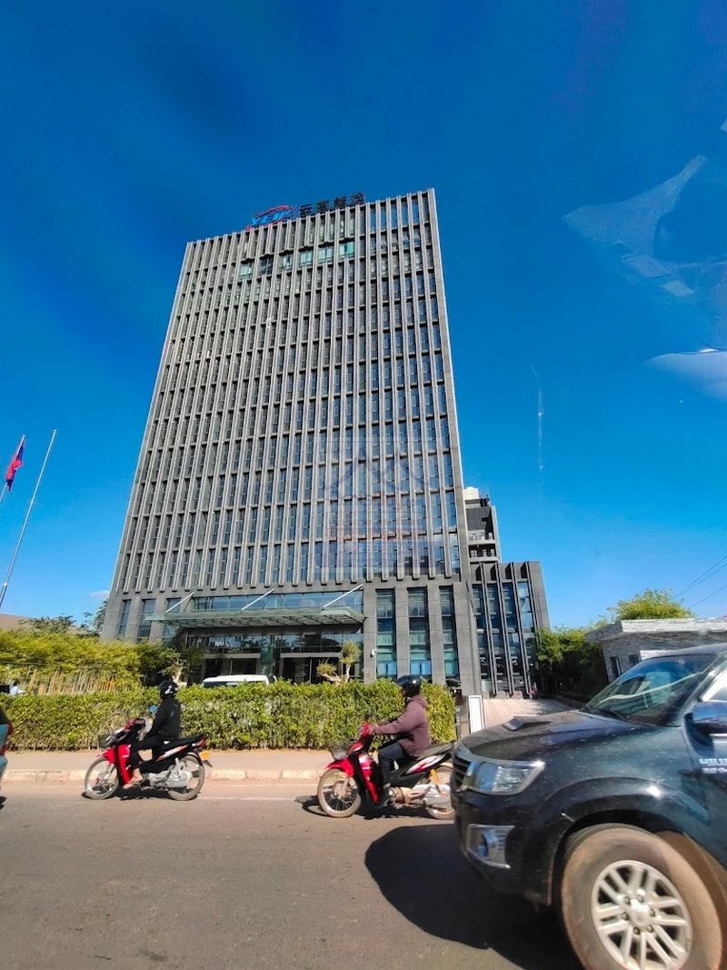 6361-Prime Office Spaces for Rent in Vientiane Capital: Flexible and Affordable Building