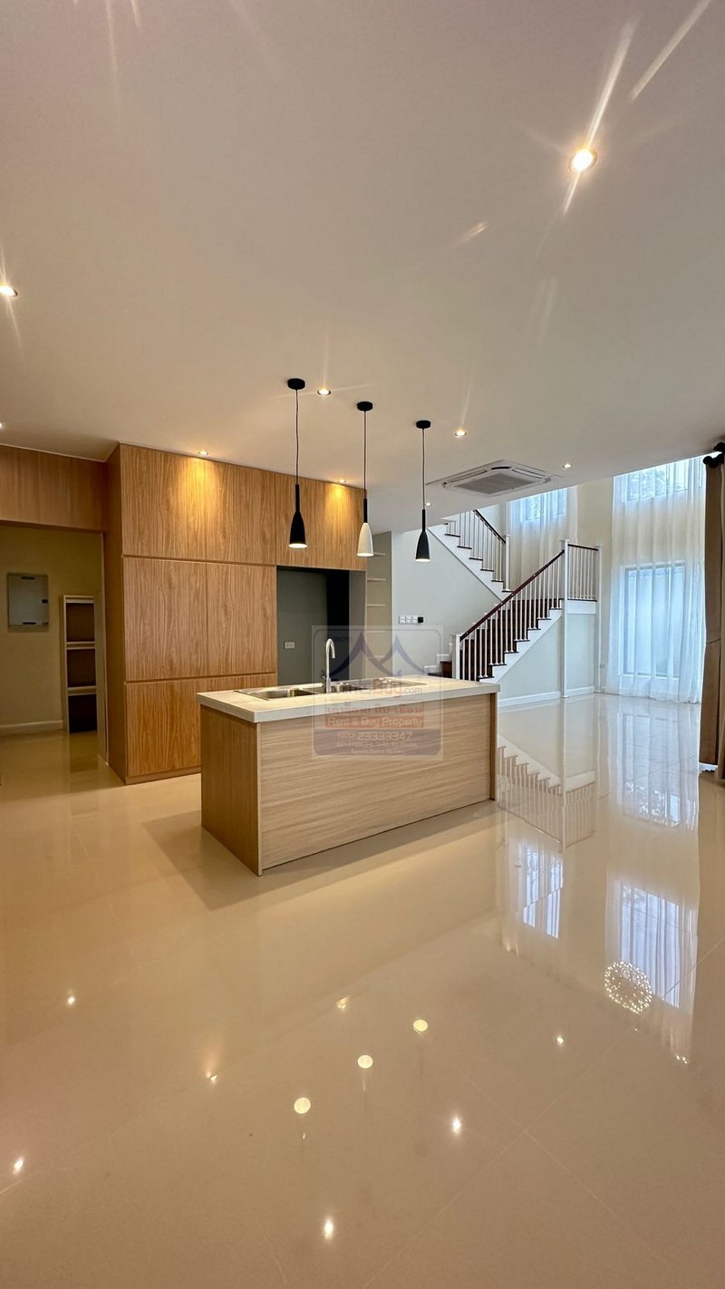 6402-Luxurious House for Rent or Sale Near US Embassy in Vientiane, Laos