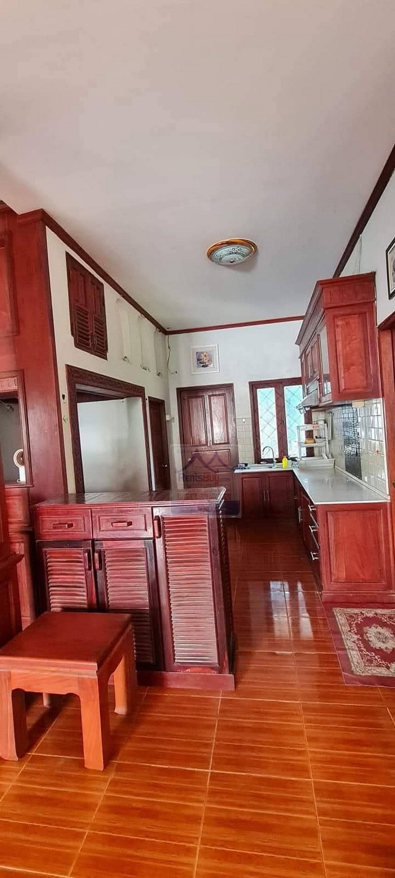 Houserent04 6427-For Rent: Spacious 2-Story House in Nong Duang Market Area.