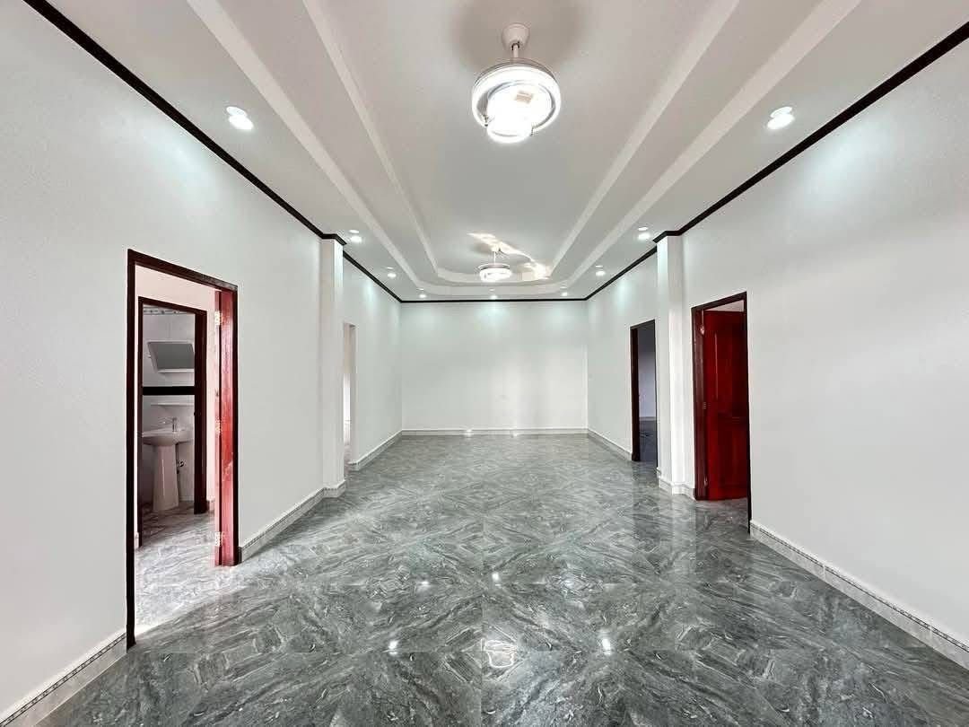 6431-New House Near Dongkhamxang Market – Your Ideal Home Awaits!