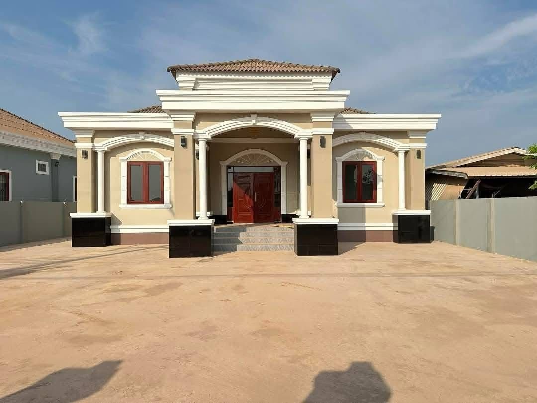6431-New House Near Dongkhamxang Market – Your Ideal Home Awaits!