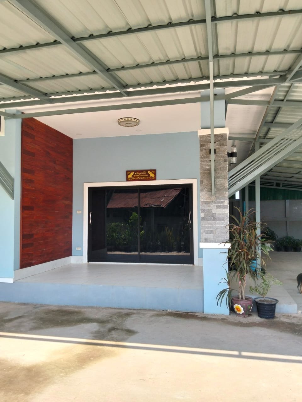 6448-Modern Living Made Easy: House Rentals Close to ITECC Shopping Zone