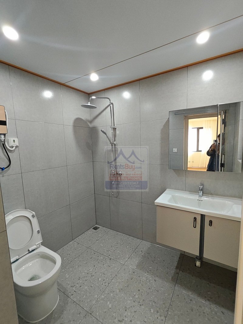 6449-Presenting a brand new, fully furnished house for sale with land, perfectly situated in a prime Vientiane location.