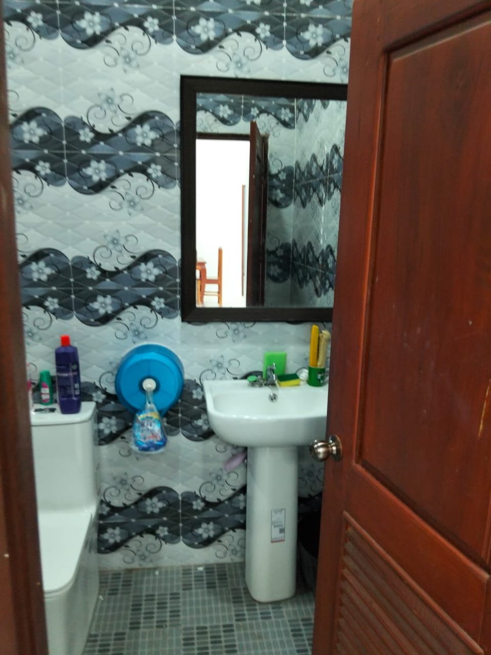 6448-Modern Living Made Easy: House Rentals Close to ITECC Shopping Zone