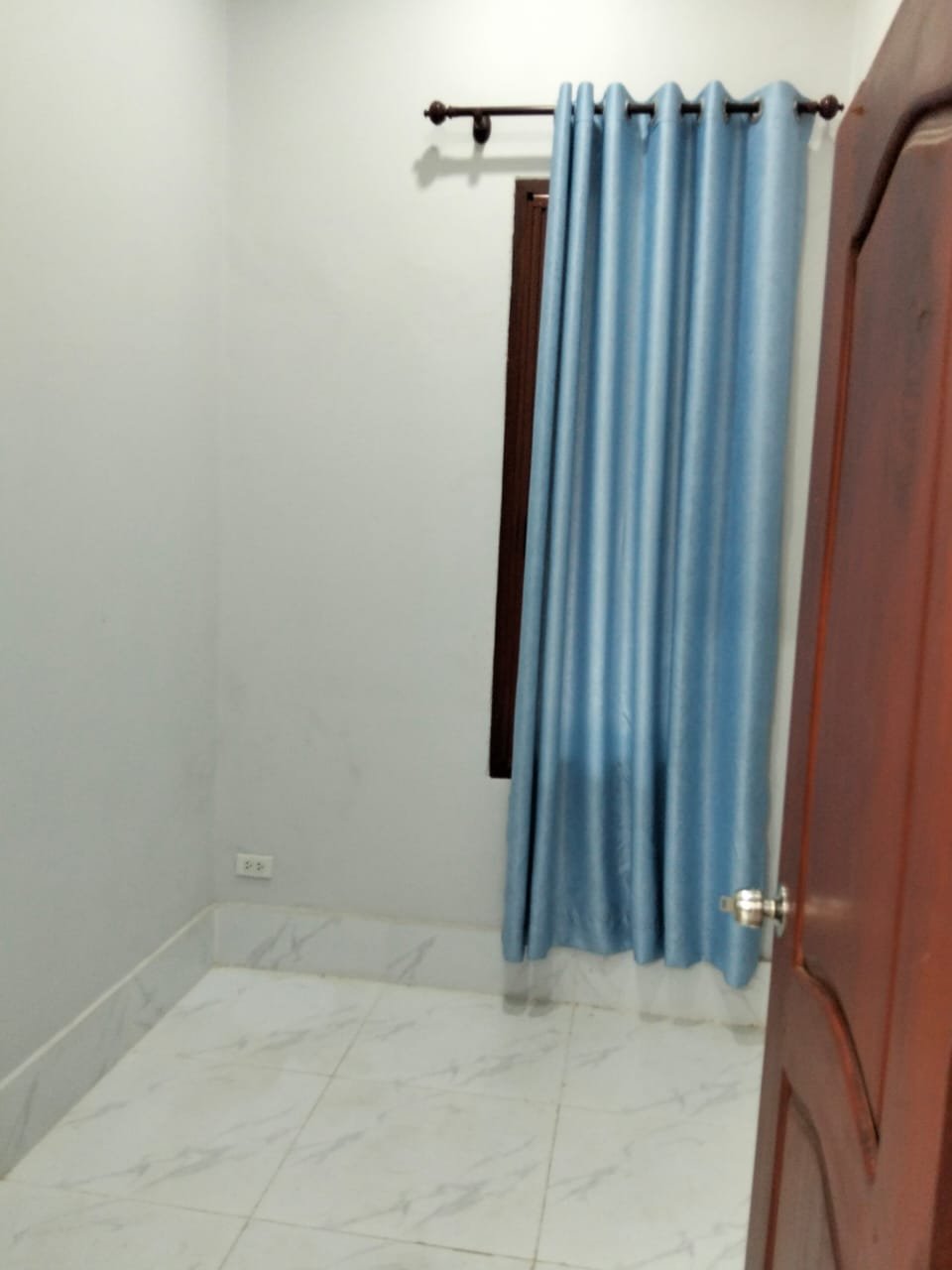 6448-Modern Living Made Easy: House Rentals Close to ITECC Shopping Zone