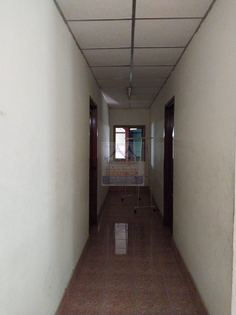 Housesale08 6456-Sale Out on Prime Sikhottabong Property – Ideal for Business or Large Family: An Opportunity Not to Be Missed!