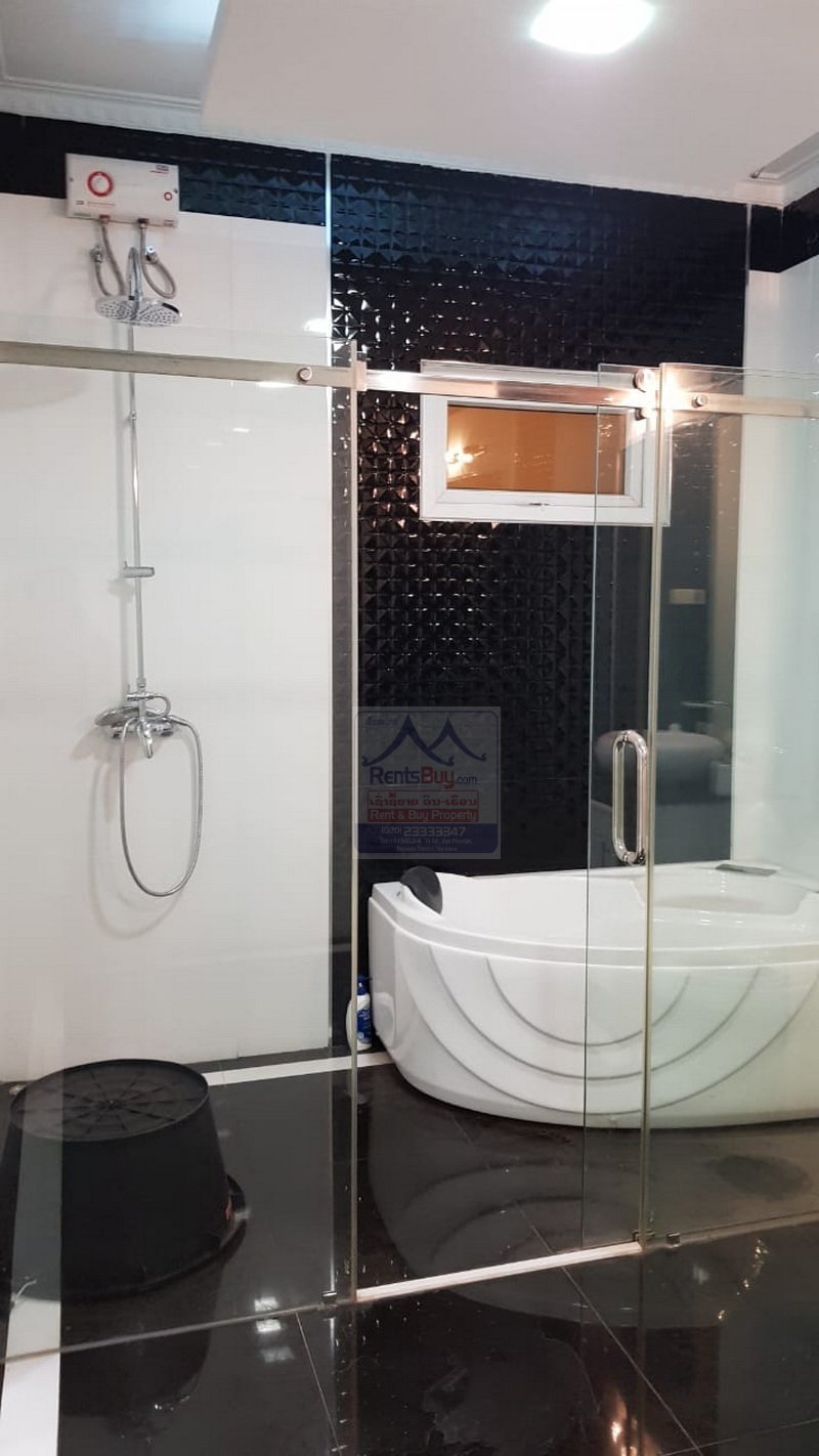 6455-Spacious Family Home Sale with High Potential Near National University Of Laos: Your Vientiane Dream Awaits!