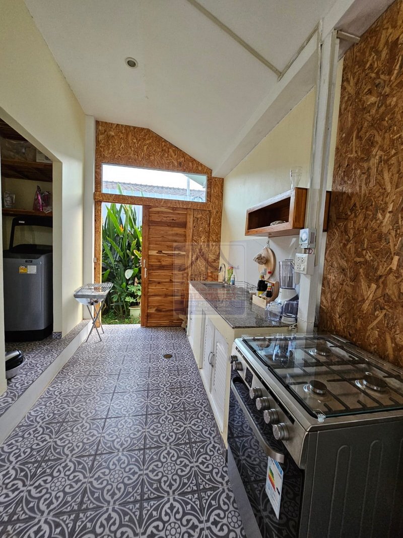 houserent05 6453-Ready-to-Move-In House for Rent in Dongkhamxang area, Vientiane Capital.